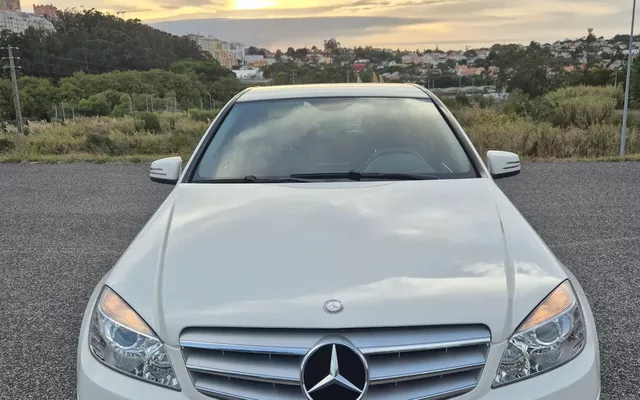 Mercedes-Benz C 220 CDi Avantgarde BlueEfficiency