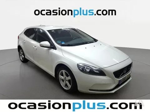 VOLVO V40 V40 D2 Kinetic 120 - 10490€ en Vitoria-gasteiz