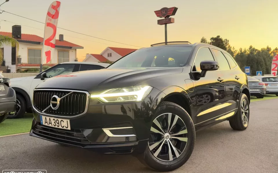Volvo XC 60 2.0 T8 PHEV Momentum AWD