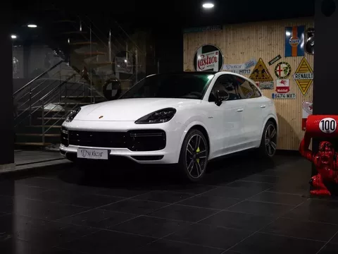 Porsche Cayenne Coupé Turbo S E-Hybrid