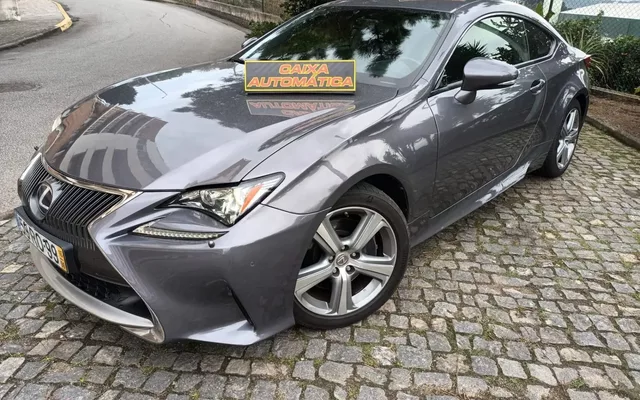 Lexus RC 300h F Sport