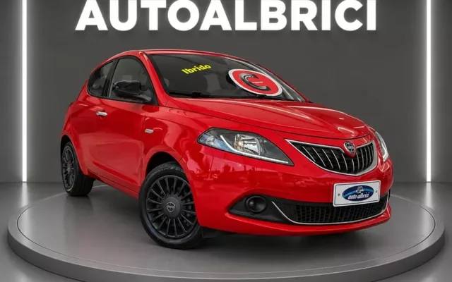 LANCIA Ypsilon 1.0 FIREFLY S&S HYBRID SILVER usato Elettrica/Benzina Rosso pastello
