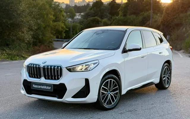 BMW iX1 xDrive30 Pack Desportivo M
