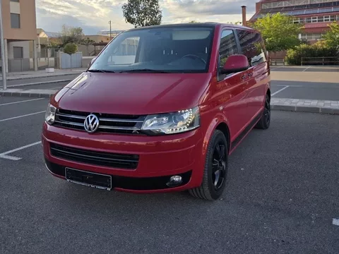 VOLKSWAGEN Caravelle Caravelle 2.0BiTDI BMT Comfortline Ed. 4M - 21500€ en Teruel