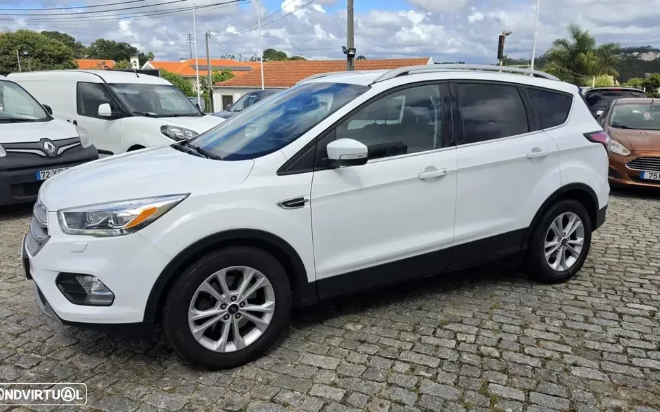 Ford Kuga 1.5 TDCi EcoBlue Titanium