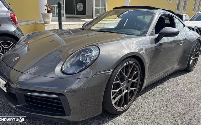 Porsche 911 (992) Carrera PDK