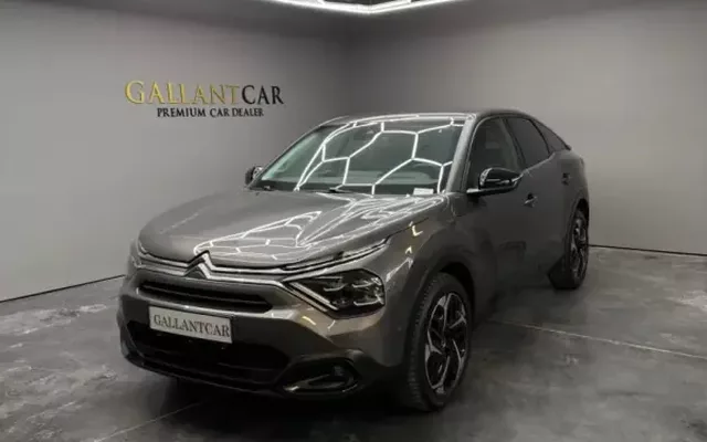 Citroën C4 2023 1.2 PureTech Shine