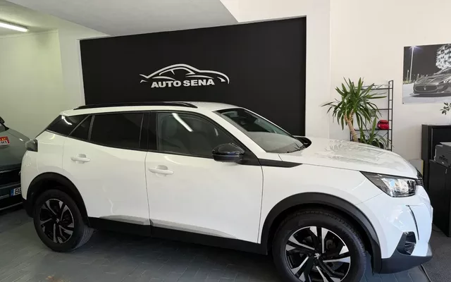 Peugeot 2008 1.2 PureTech Allure