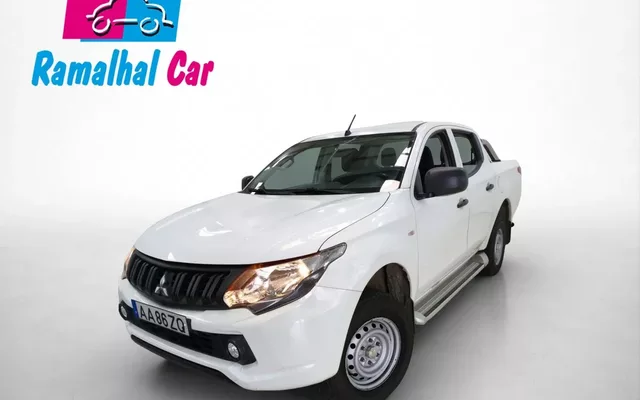 Mitsubishi L200 2.4 DI-D CD Invite 4WD