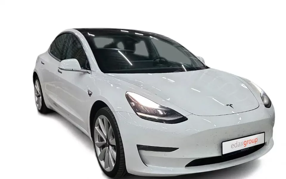 Tesla Model 3 AWD Dual Motor Performance