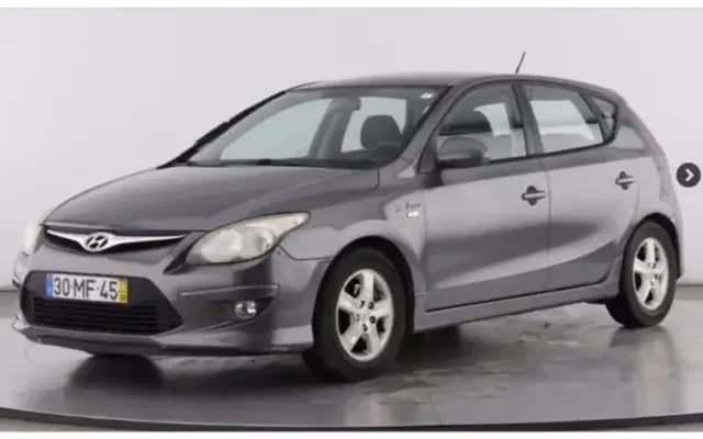 Hyundai i30 2011 1.6 CRDi Blue Comfort 103g CPF