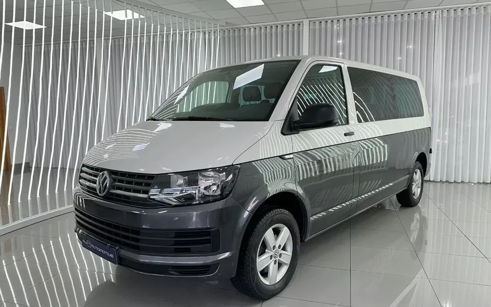 VOLKSWAGEN Caravelle Largo 2.0 TDI 110kW BMT DSG