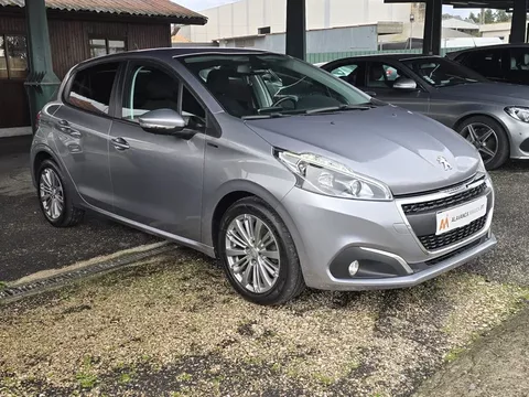 Peugeot 208 1.5 BlueHDi Signature