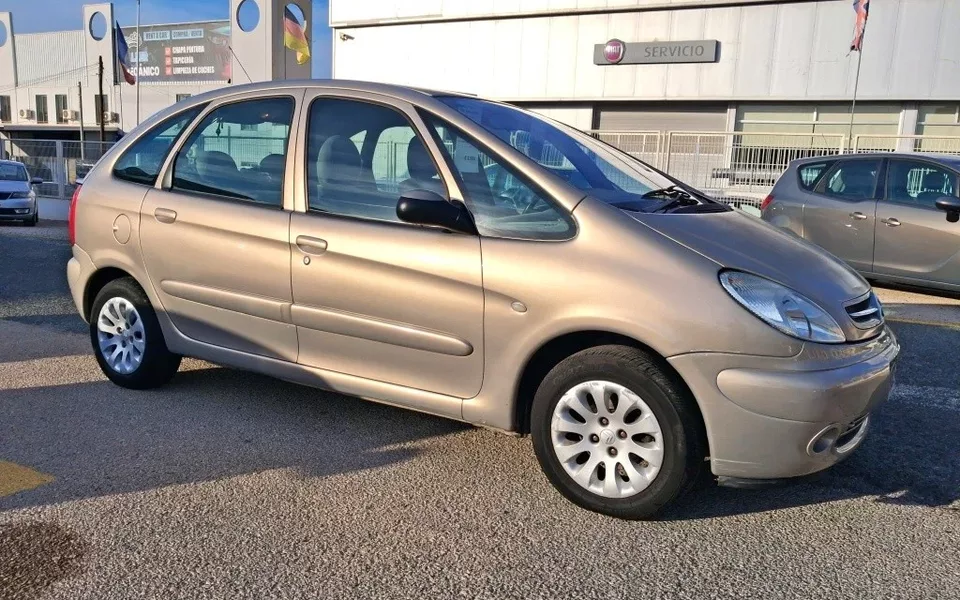 CITROEN Xsara Xsara Picasso 1.8i Exclusive