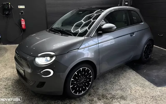 Fiat 500e La Prima