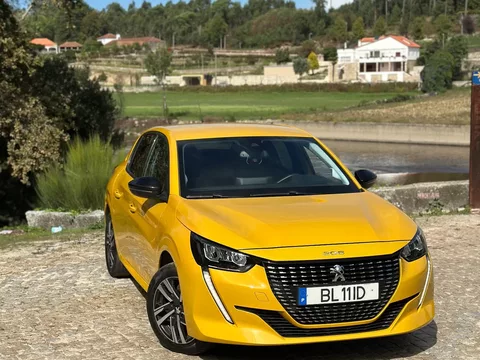 Peugeot 208 PureTech 100 Allure