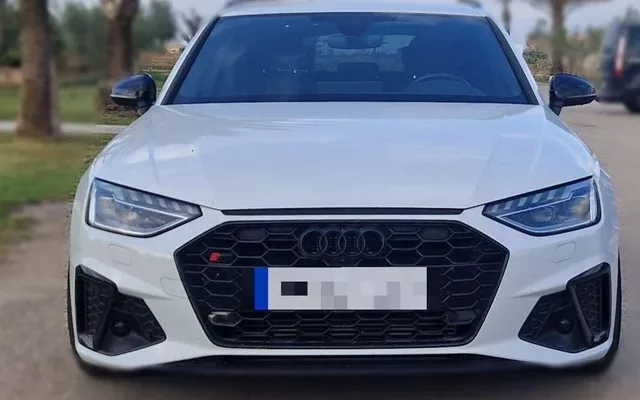 AUDI A4 Avant Black line 40 TFSI 150kW S tronic