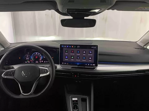 VOLKSWAGEN - Golf - Golf 1.5 TSI e-Hybrid Life DSG Versão Fiscal