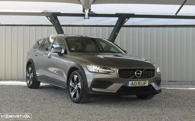 Volvo V60 Cross Country 2.0 B4 Geartronic