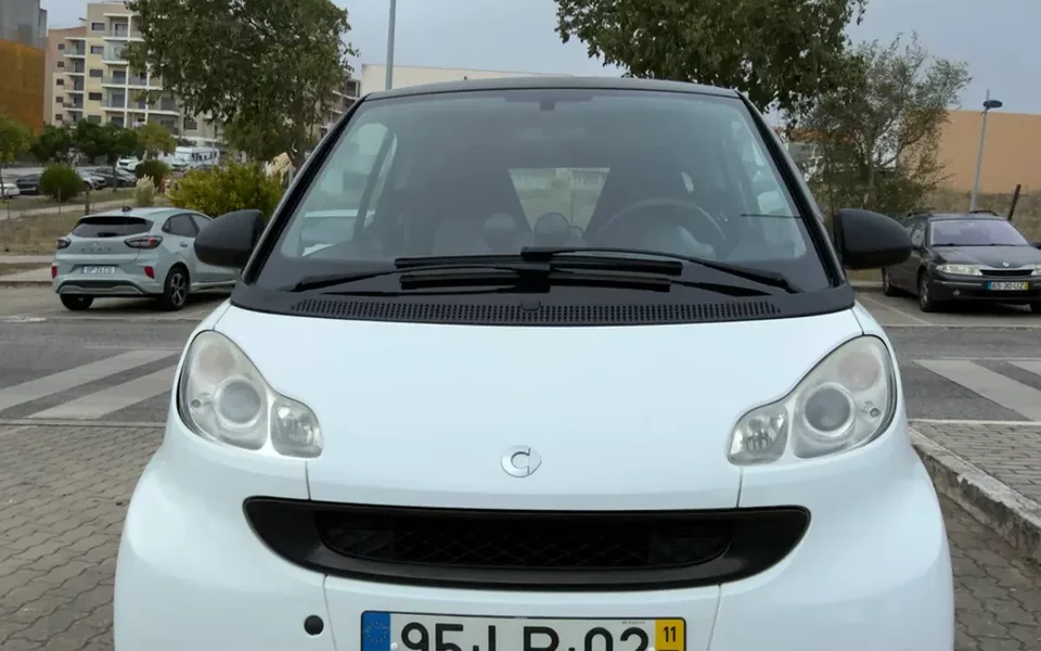 Smart ForTwo Coupé 1.0 mhd Pure 61