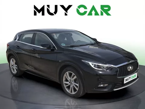 INFINITI Q30 Q30 1.6tc Premium 7DCT 156