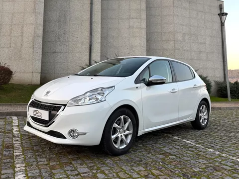 Peugeot 208 1.2 VTi SE Style
