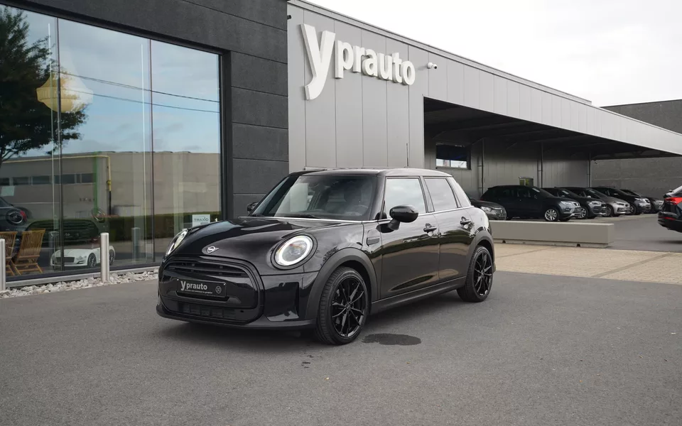 MINI One 1.5i 5-deurs digitaal dashboard Apple Carplay Sfeerlicht DAB tuner Bleutooth Navigatie Cruise control Parkeersensoren