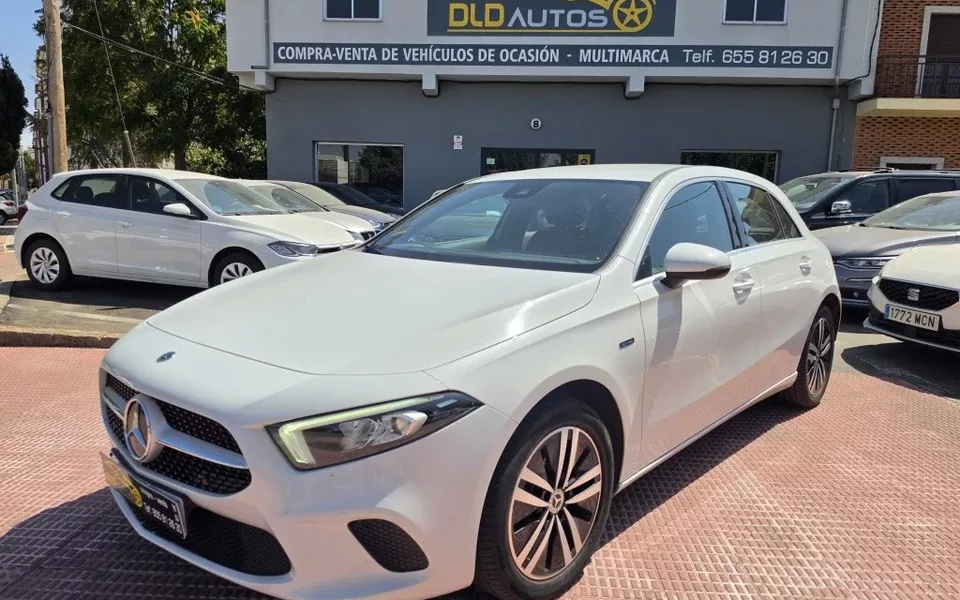 MERCEDES-BENZ Clase A A 250e 8G-DCT
