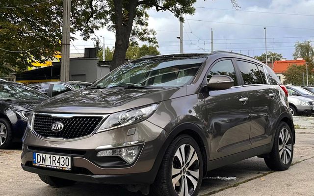 KIA SPORTAGE SUV 4×4
