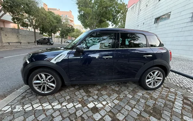 MINI Countryman One D