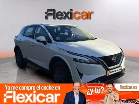 Vendido: NISSAN Qashqai DIG-T 103kW (140CV) mHEV 4x2 Acenta - 19490€ en Plasencia