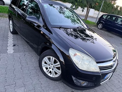 Opel Astra 1.7 CDTi Cosmo