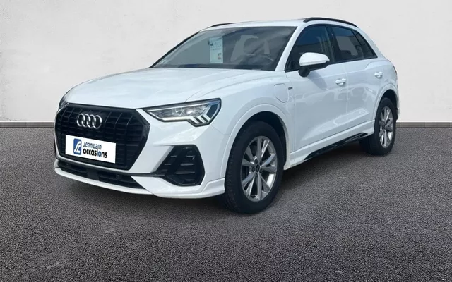 AUDI Q3 45 TFSIe 245 ch S tronic 6 S line