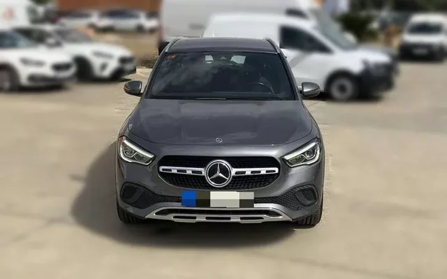 MERCEDES-BENZ Clase GLA 180 1 SOLA LLAVE