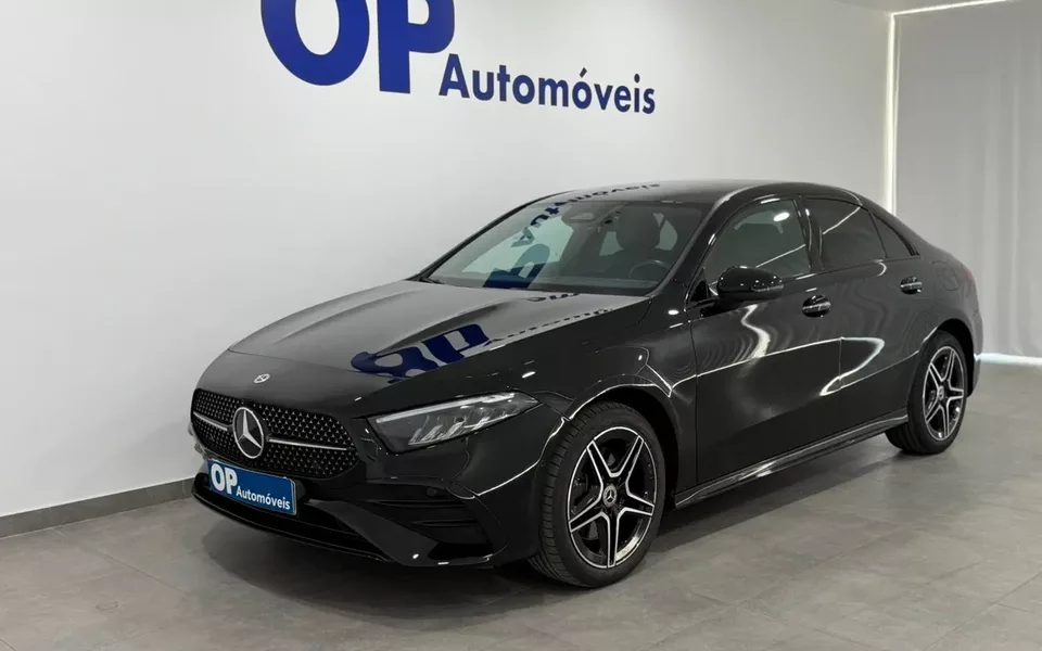 Mercedes-Benz A 250 Limousine e AMG Line
