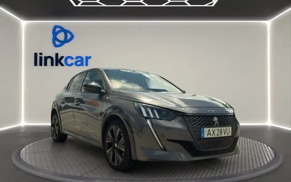 Peugeot 208 1.2 PureTech GT EAT8