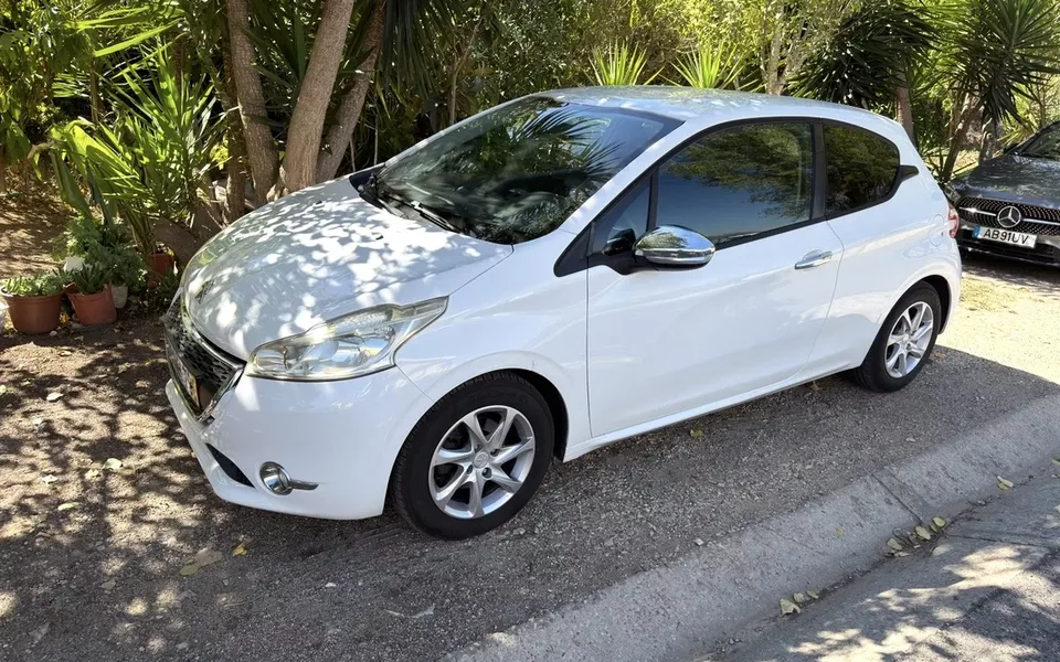 Peugeot 208 1.2 VTi Active