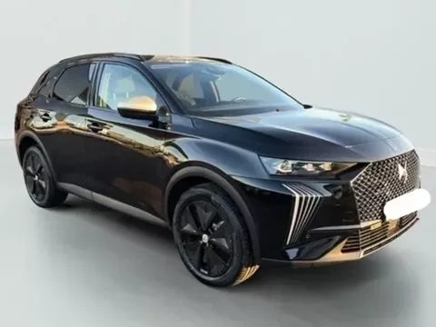 DS DS 7 1.5 bluehdi 130 performance line Zéro km immatriculé
