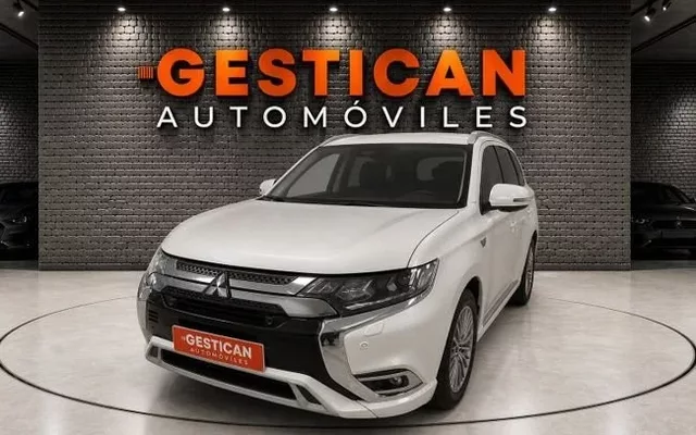 MITSUBISHI Outlander Outlander PHEV Kaiteki 4WD