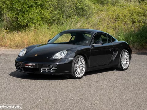 Porsche Cayman 2.7