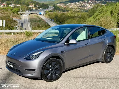 Tesla Model Y Long Range Tração Traseira