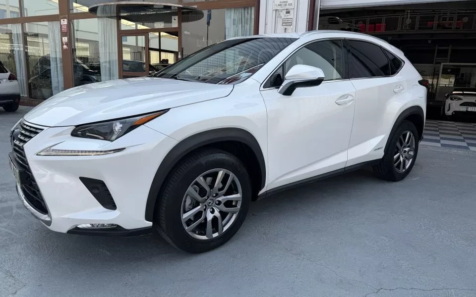 LEXUS NX NX 300h Executive 4WD