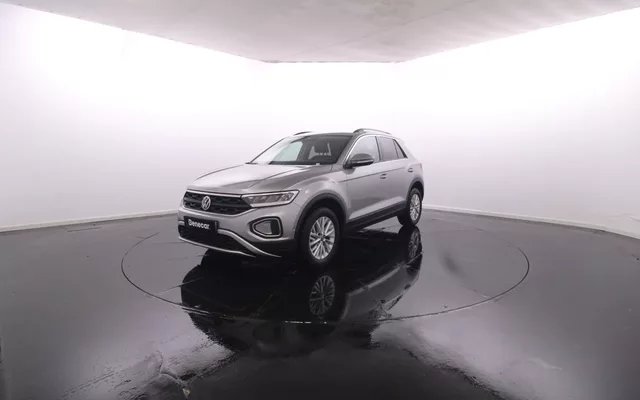 Volkswagen T-Roc 1.0 TSI Life 110cv / Vidros Escurecidos / LED / JLL