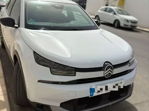 CITROEN C4 Hybrid 136 e-DCS6 Plus