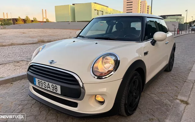 MINI 3 Portas One D