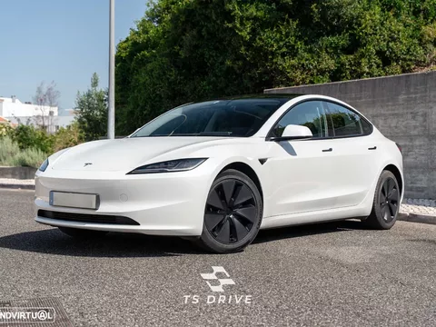 Tesla Model 3 Long Range Tração Integral