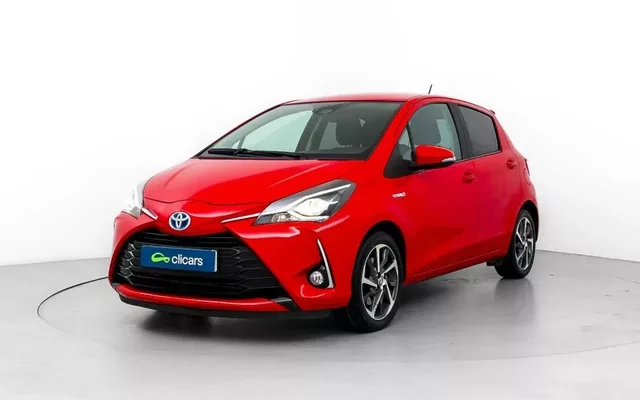 TOYOTA Yaris 100H 1.5 Feel!