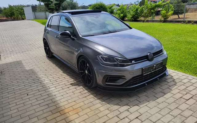 VW Golf 2.0 TSI R DSG