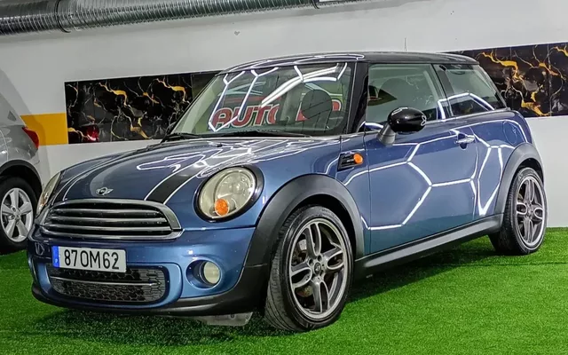 MINI 3 Portas