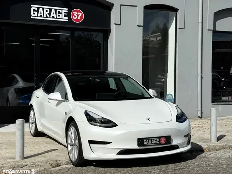 Tesla Model 3 Standard RWD Plus
